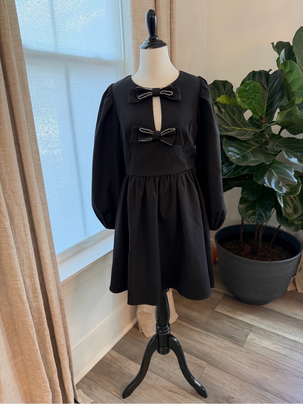 Tuckernuck Black Bow-Front Long Sleeve Dress